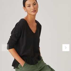 PILCRO WEDGE TOP W/RUFFLE